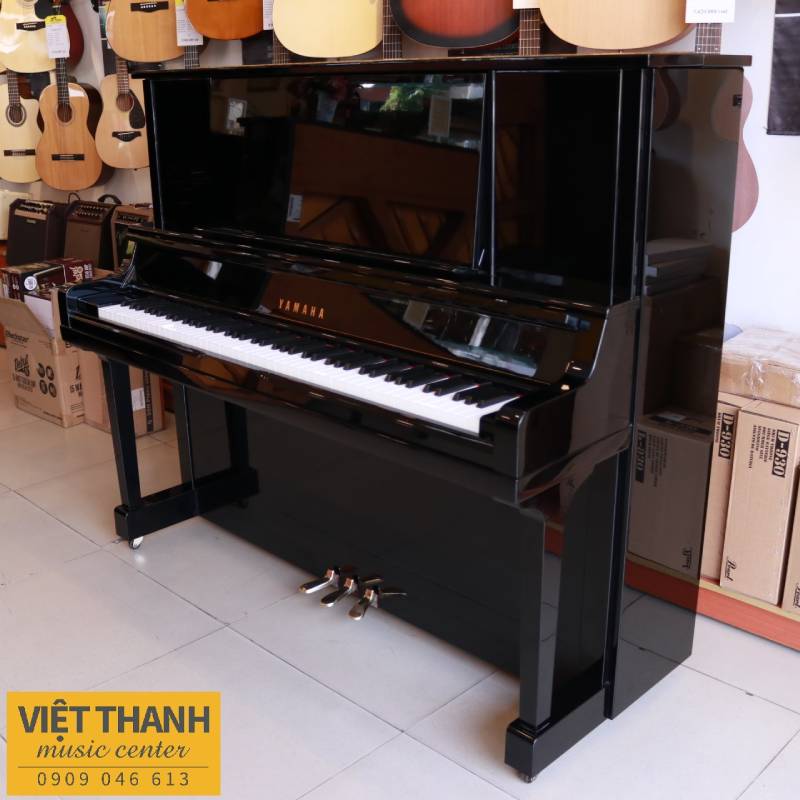 Đàn Piano Yamaha UX30A