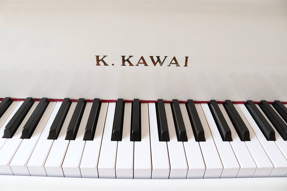 Đàn Piano Kawai KG-3E