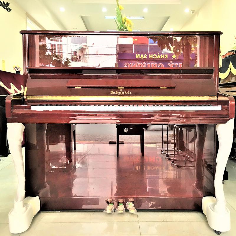 Đàn piano Kanabe wmv121fd