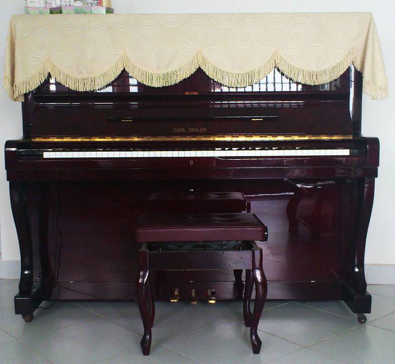 Bảng giá đàn piano cũ giá rẻ thương hiệu lạ năm 2020