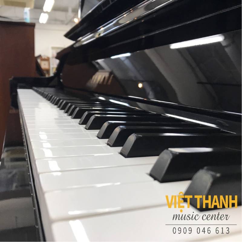 Đàn piano Yamaha UX-5